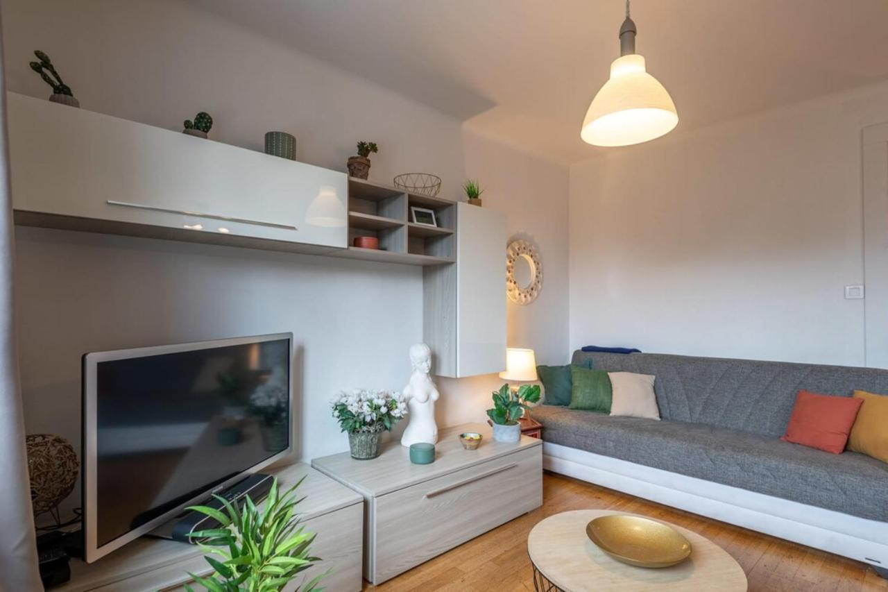 Apartament Petit Port Furnished Flat Annecy Zewnętrze zdjęcie